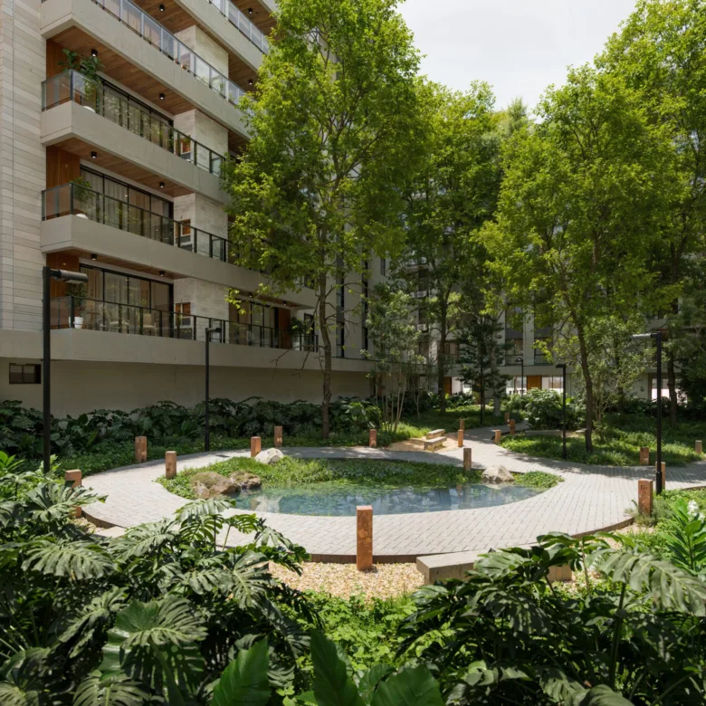 Patio intérieur de la résidence Ventura Ykua Sati, à Asunción, Paraguay.