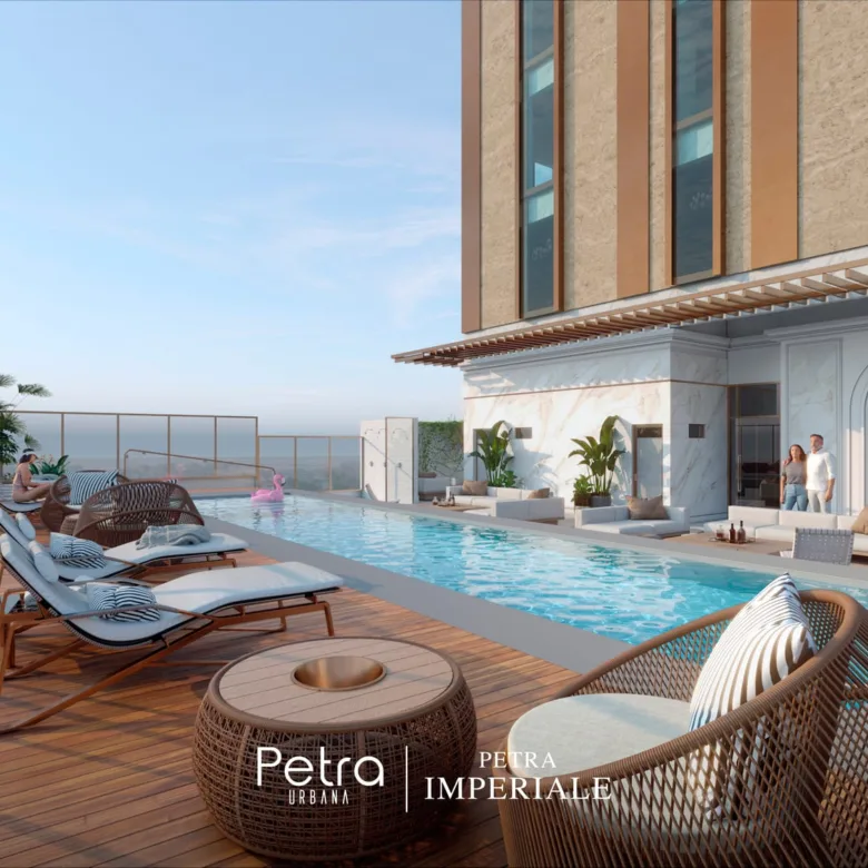 Rendu de Petra Imperiale à Asunción, Paraguay : deck et piscine.